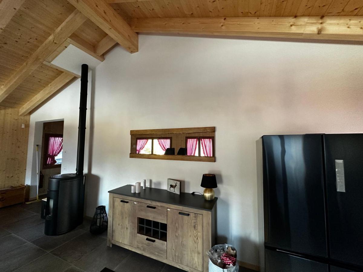 Chambres D'Hotes Les Louettes A Sapinhaut Canton Du Valais Saxon Buitenkant foto