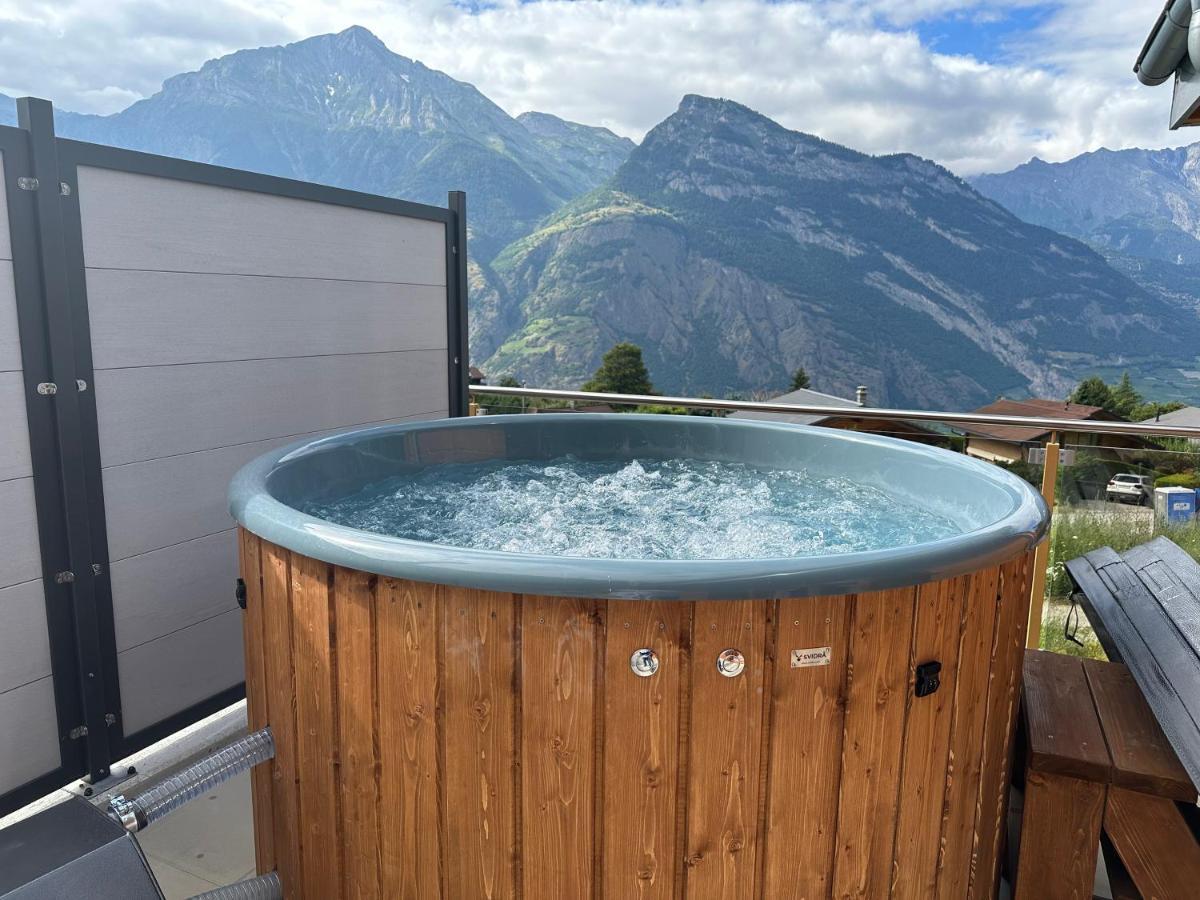 Chambres D'Hotes Les Louettes A Sapinhaut Canton Du Valais Saxon Buitenkant foto