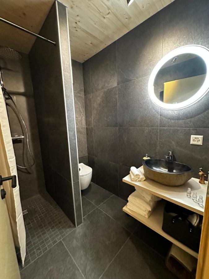 Chambres D'Hotes Les Louettes A Sapinhaut Canton Du Valais Saxon Buitenkant foto